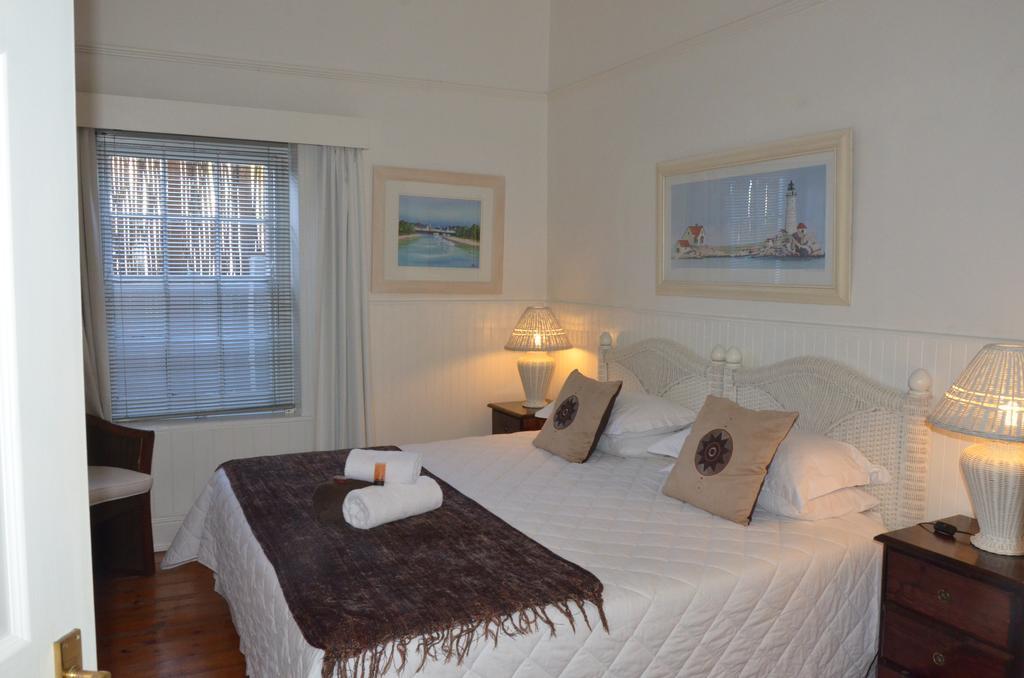 5Th House B&B เพลตเตนเบิร์กเบย์ ภายนอก รูปภาพ